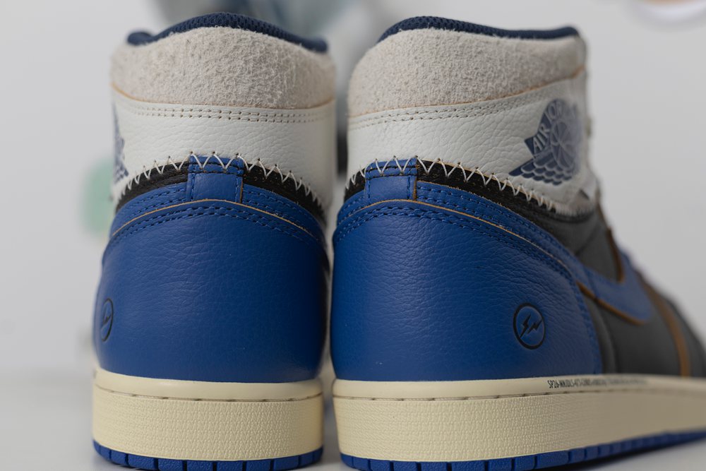 AIR JORDAN 1 RETRO HIGH OG X FRAGMENT DESIGN X UNION LA X SPORT ROYAL