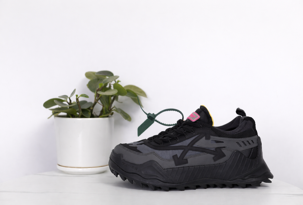 OFF WHITE X ODSY-1000 X BLACK & GREY