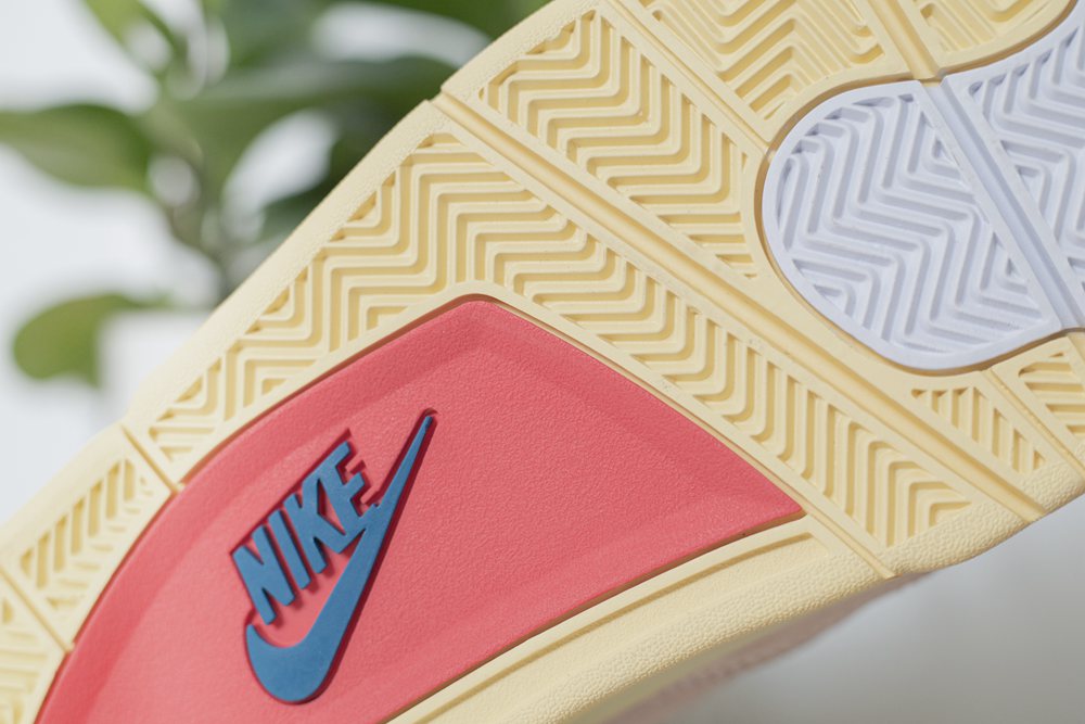 UNION LA X AIR JORDAN 4 X GUAVA ICE