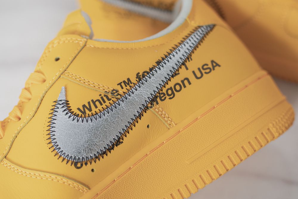 AIR FORCE 1 X OFF WHITE X UNIVERSITY GOLD