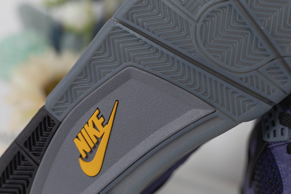 AIR JORDAN 4 X LAKERS